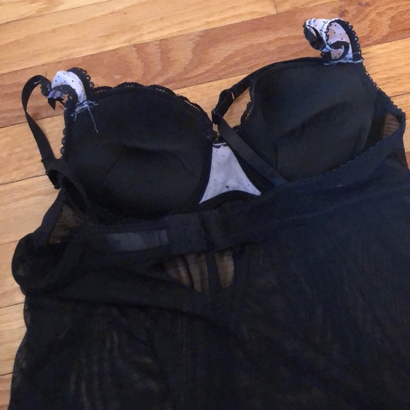 Lingerie - Picture 4 of 4